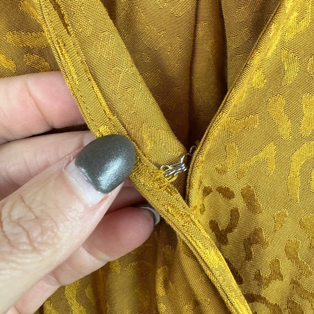 Anthropologie Yellow Gold Metallic Leopard Long Sleeve Mini Dress Size Small - Picture 5 of 15